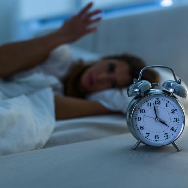 Gesund schlafen trotz Schichtarbeit – Tipps für Nachtarbeiter